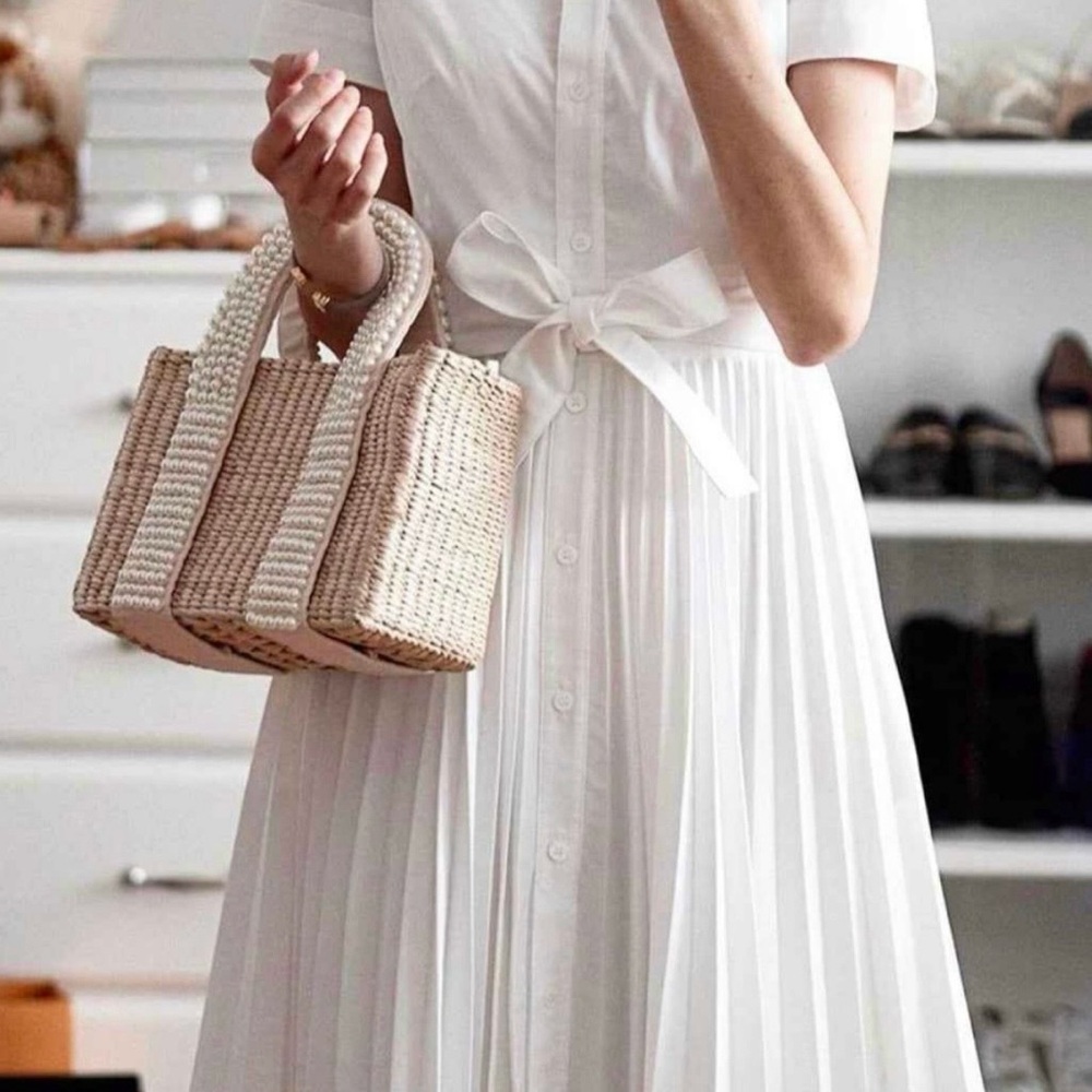 Pearl-Handle Woven Tote Bag in Natural Straw - Picture 7 of 8